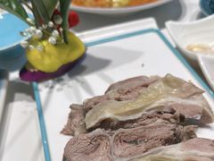 -三江源美食城