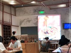 大堂-小满手工粉(上海月星环球港店)