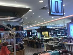 -LOL原创生活概念店(K11购物艺术中心店)