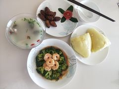 -爱月宝月嫂·育儿嫂(哈尔滨总店)