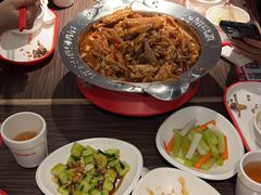 -胖哥俩肉蟹煲(湖滨银泰in77店)