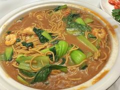 -榕树下海鲜馆(坪山路店)