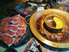 -新哥老官·畅吃123·美蛙世界(苏宁广场店)