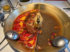-小龙翻大江文化火锅(宽窄店)