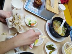 -闫家驴肉老店(华电一校店)