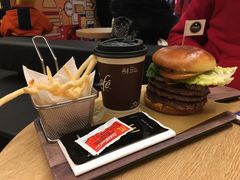 -麦当劳(新王府井店)