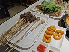 -佰人王串串香火锅(洋珠巷店)