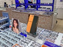 -美式眼镜·授权蔡司.依视路.尼康.豪雅.明月(南翔印象城店)