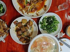 -芦茨金富饭庄·25年老字号·专做稻草鸡