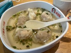 虾仁馄炖-南城香·饭香串香馄饨香(青年路店)