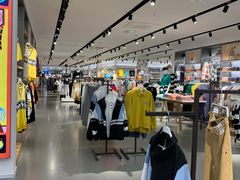 -美特斯邦威(新天地购物中心店)