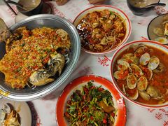 -堂瓦里·33年传统赣菜(第一街区店)