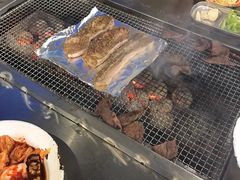 -马路牙子烧烤音乐酒馆(望京店)