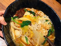 -万记麻辣烫国展总店