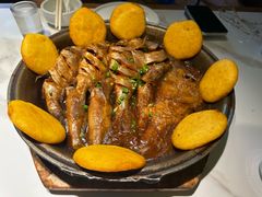 -五谷丰登农家院·地道胶东菜·海鲜烧烤(威海店)