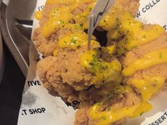 -W COLLECTIVE  DESSERT SHOP