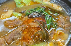 Crispy Pork and Lotus Root Hot Pot