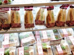 零售区-山崎面包(静安久光店)