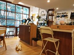 -C.Y Cafe