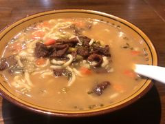 酸奶牛肉面-面满村回味手擀面(凯旋路店)