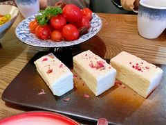 娜帕里勇-那时新疆·若羌(经纬汇店)