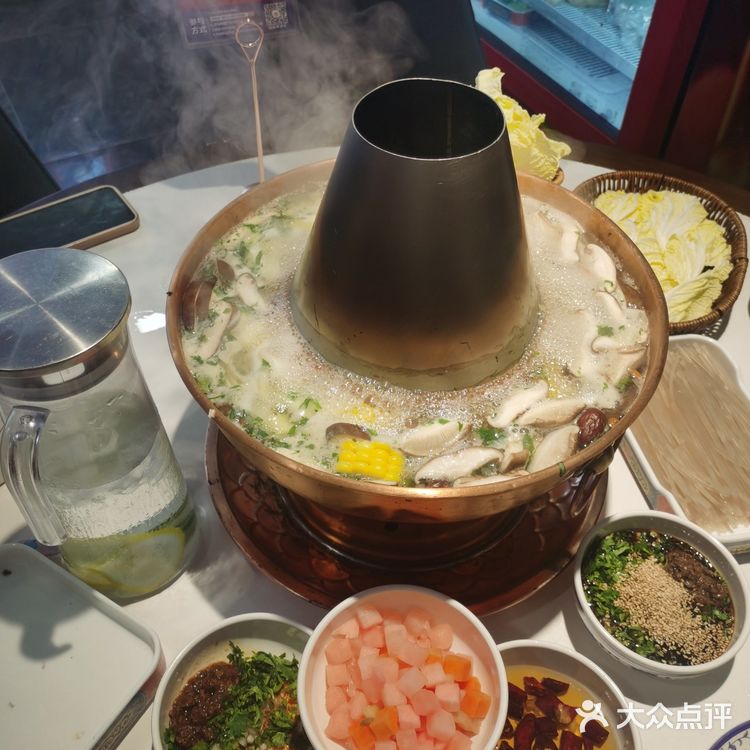这家京味铜锅，品牌多店集结🔥真的已卷赢对手