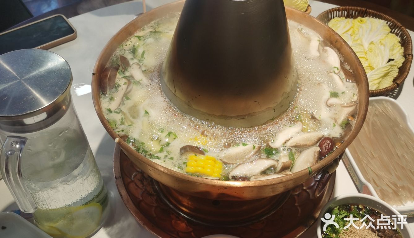 这家京味铜锅，品牌多店集结🔥真的已卷赢对手