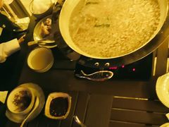 -野山舂·贵州现舂酸汤牛肉(东山店)