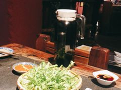-大匠工房古船木艺术餐厅·猪肚鸡专门店(长白仙岛店)