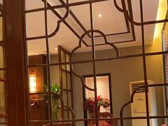 -梅花香里大酒店(郁金香路店)