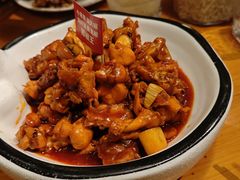 辣得跳-莲餐厅·湖北菜·潜江小龙虾店(愚园路店)