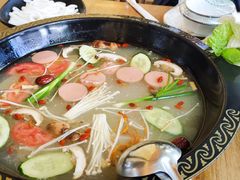 -小志家.鲜牦牛肉牛杂火锅野生菌汤锅