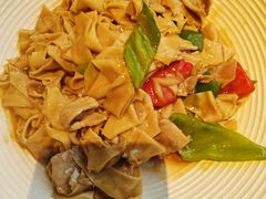 -红东阁东北菜烤肉酒馆(CROSS万象汇店)