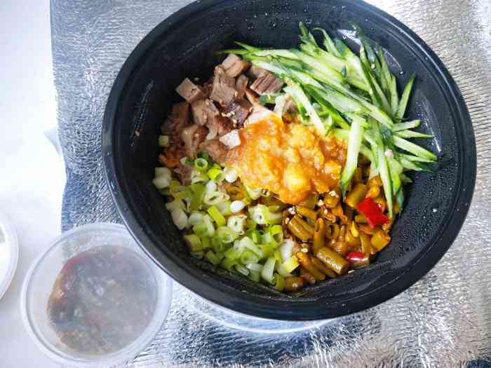 吉木野·黑金牛油拌饭(台东店)-"累了一天了,偷个懒不动手做饭了,搜了