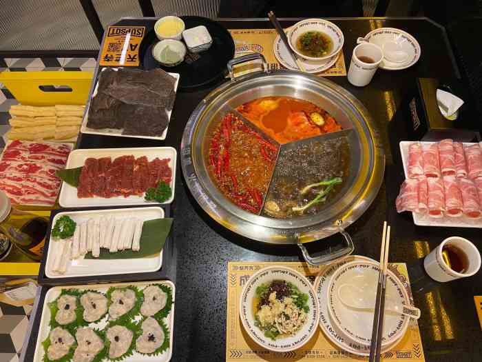 蜀齐天61经典原味火锅(宽窄巷子店)-"[加油][加油]感谢大众点评对我