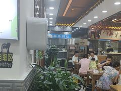 -秦君宝手擀菠菜面(金花路店)