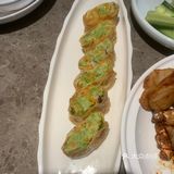装修风格很朴素，就像菜的价格一样，集美们，快快行动起来