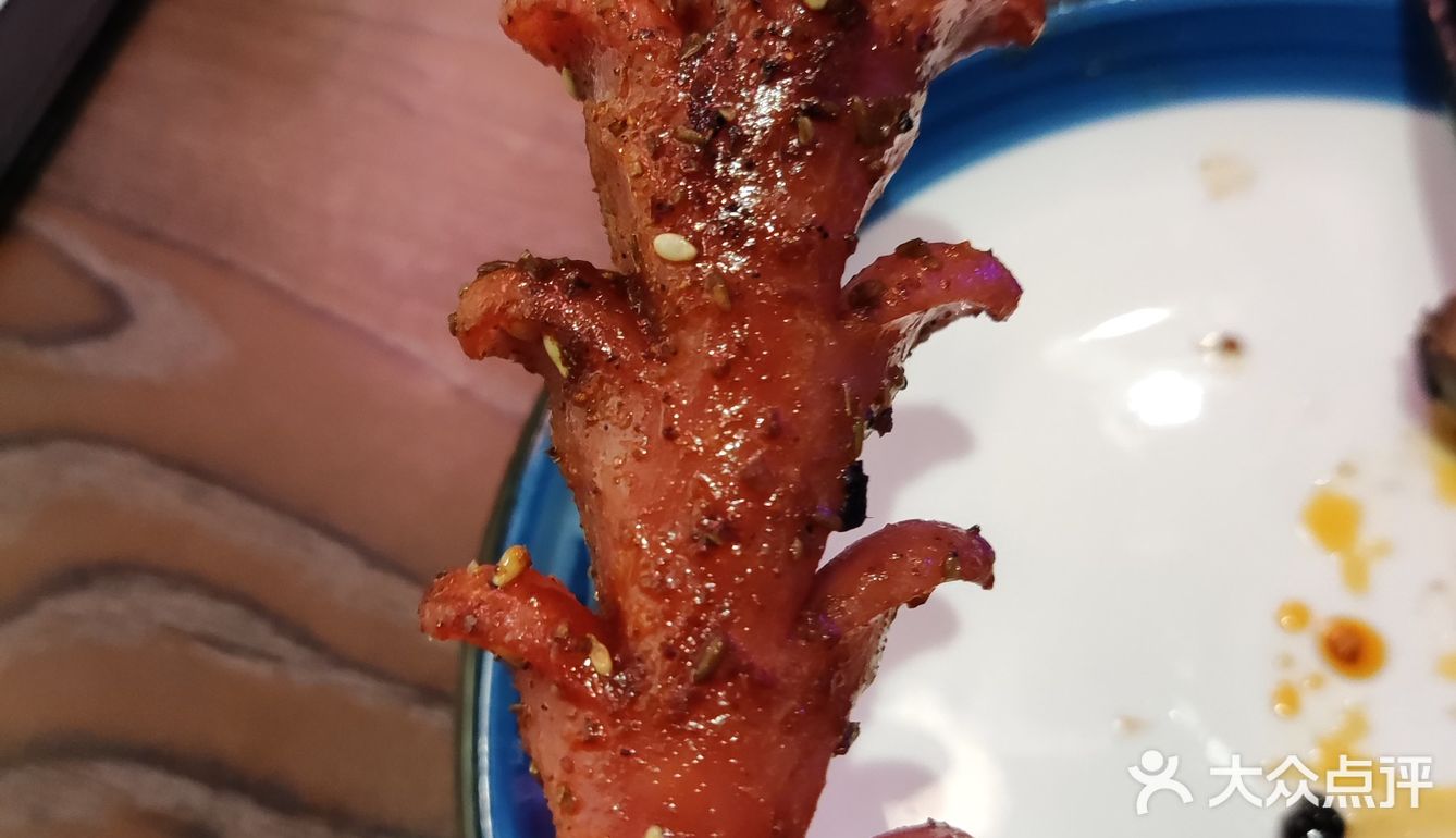 高沙这边超赞的一家烧烤店 「辣炒鸡架」鸡架炒的很香