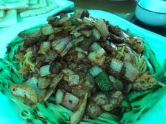 -乡村馕坑肉·烧烤·新疆菜·本地人更爱吃(阿勒泰首店)