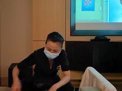 -金色印象·4K影院式足体养生(杨家坪西郊店)