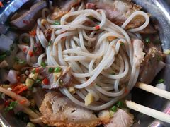 -螺满地螺丝粉