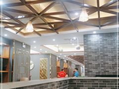 大堂-凤凰路何眼镜香辣蟹(花果园店)