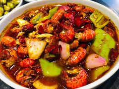 -龙巢盱眙龙虾·牛蛙·烧烤宵夜(八卦岭店)