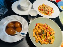 -凤凰湘语·平价海鲜餐厅(浦东旗舰店)