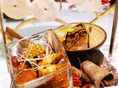 -广州中心皇冠假日酒店·百粤楼