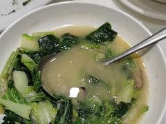 -沪华海鲜大酒楼(南汇店)