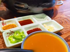 -明洞阿姨·韩式酱蟹烤肉·创意料理(三元桥店)