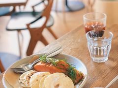 温热三文鱼-BOR Eatery(安福路店)