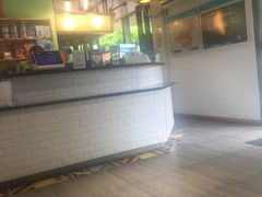 -7天连锁酒店(上海徐家汇龙华路地铁站店)