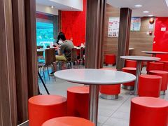 -麦当劳(国际大厦店)